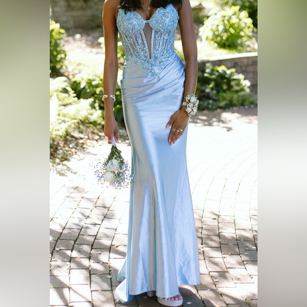 Elegant Blue Prom/Homecoming Dress